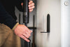 Hunttech Gungnir lyddæmper holder – magnetisk vægholder til lyddæmpere i våbenskab